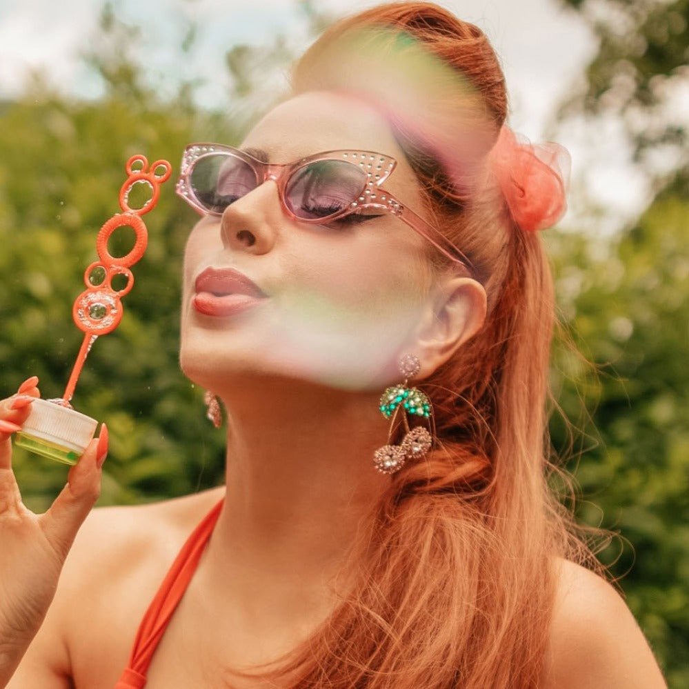 Années 60 Lunettes De Soleil Studs Cat Eye - Ma Penderie Vintage