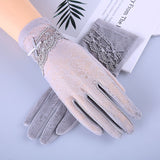 <tc>1950's</tc> Retro Pin Up Lace Gloves