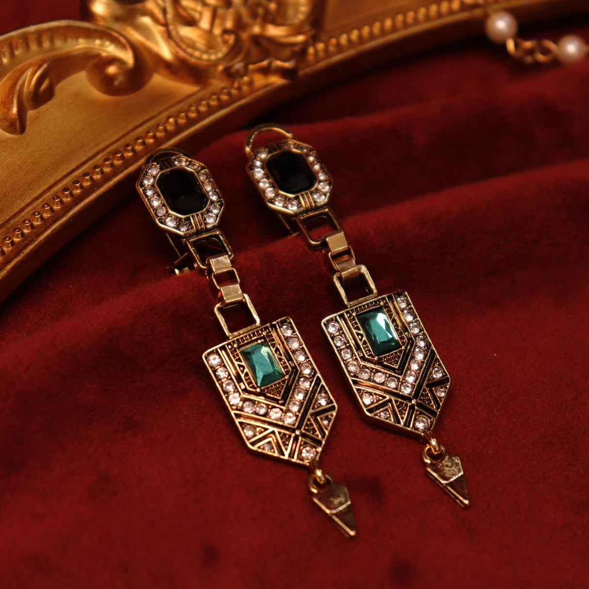 <tc>1920's</tc> Art Deco Gatsby Drop Earrings