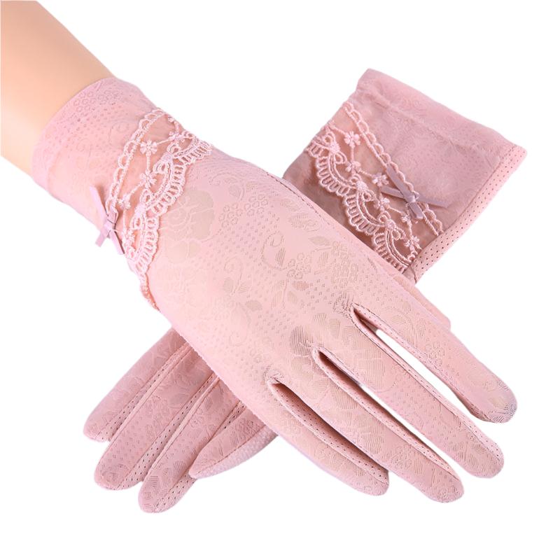 <tc>1950's</tc> Retro Pin Up Lace Gloves