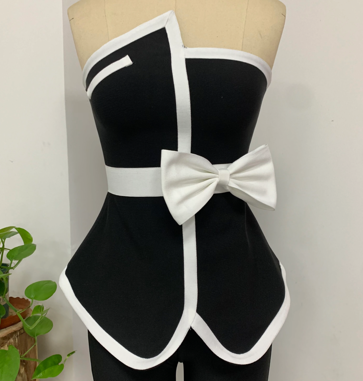 <tc>1980's</tc> Peplum Pin Up Bustier <tc>M</tc>ademoiselle