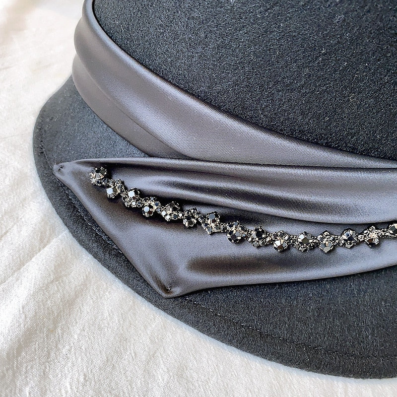 Années 40 Chapeau Cloche Bijoux Fedora Noir - Ma Penderie Vintage